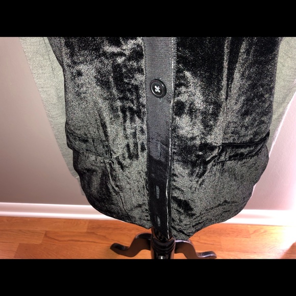 Like new jcrew tan and black cardigan size small - Picture 3 of 7